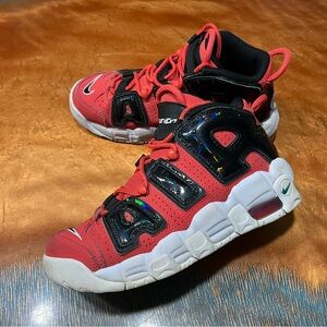 Nike Air More Uptempo sneakers Lobster Red white Black size 6Y